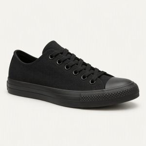 Canvas Classic Lo „Triple Black“