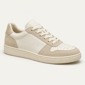 Vintage Court 70 „Bone Sand“